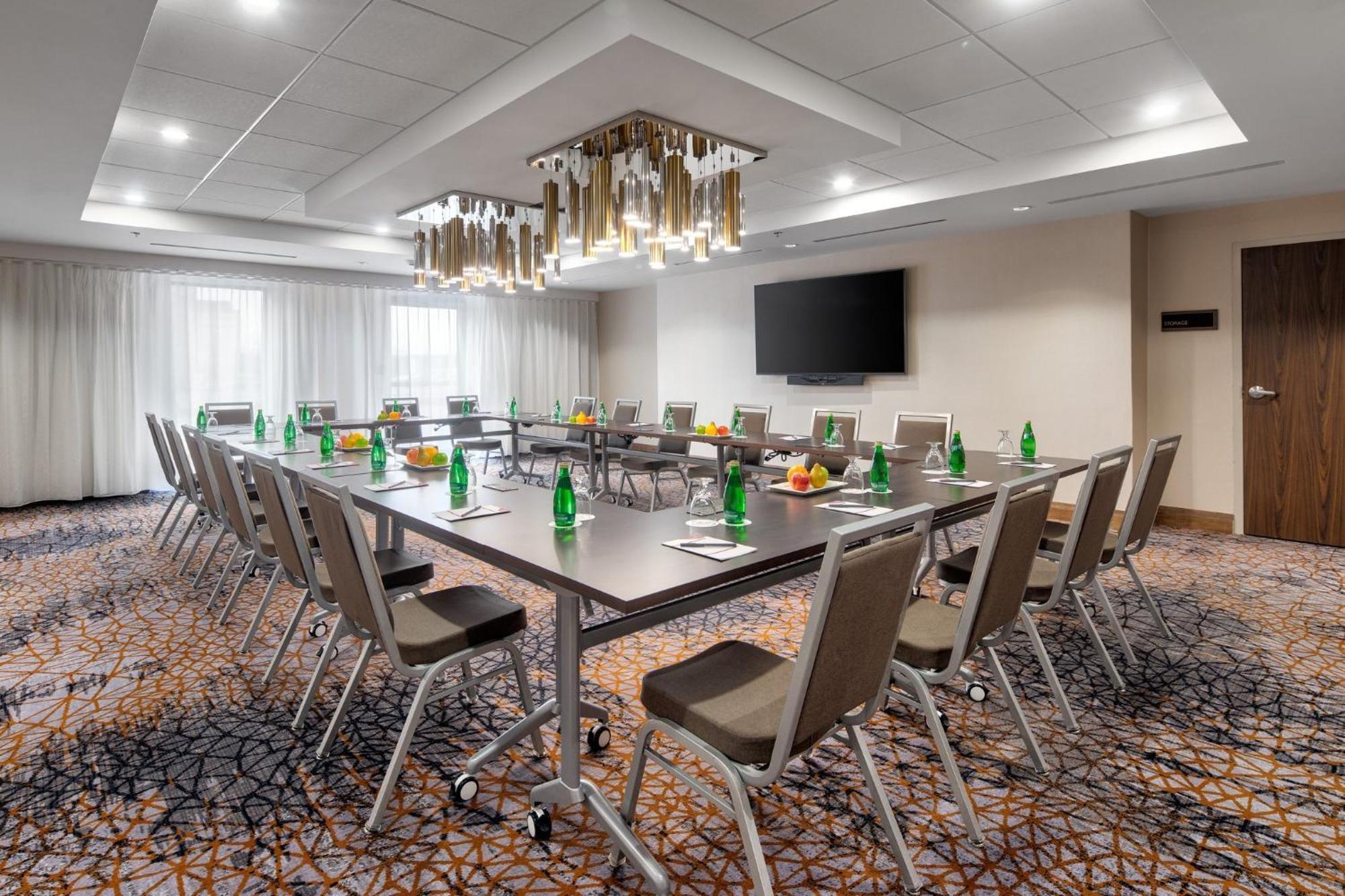 Crowne Plaza Toronto Airport By Ihg Hotell Exteriör bild